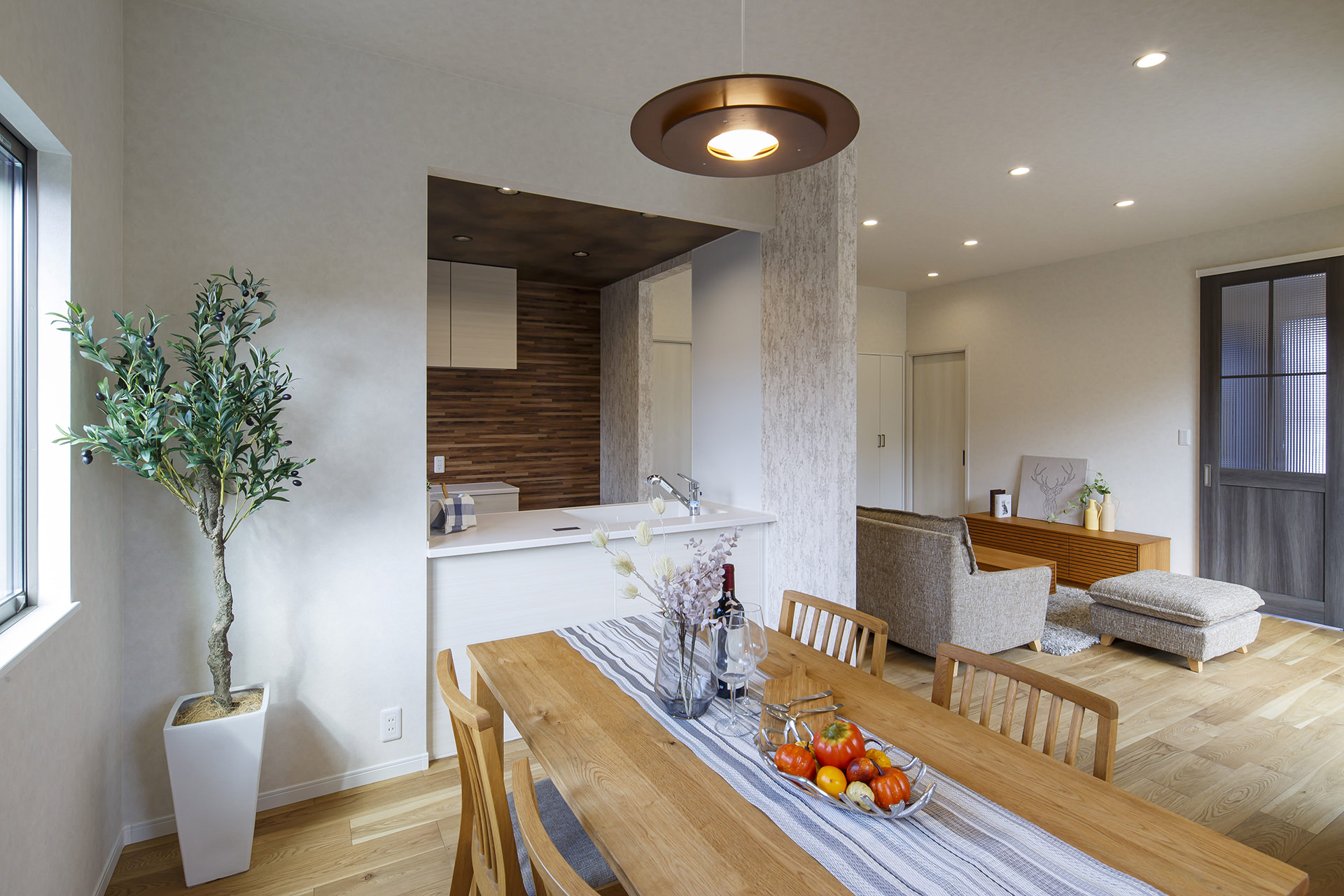 福岡市のデザイン分譲住宅05